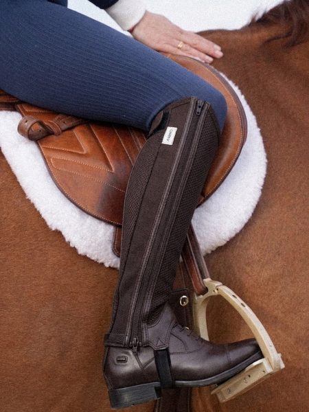 Amiko Mesh Chaps Long, Brown